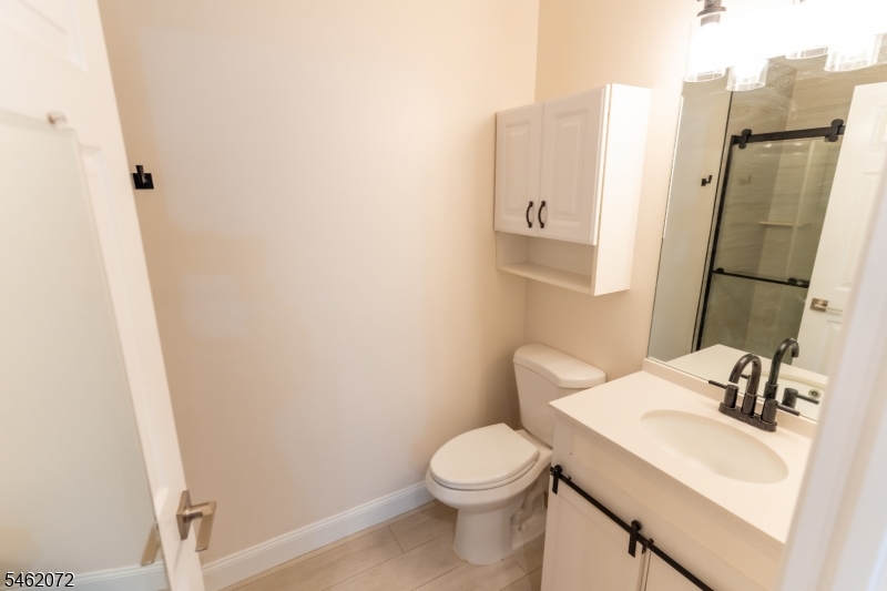 207 Cambridge Ct Property Photo 18