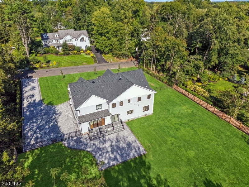 9 Blackbirch Rd Property Photo 43