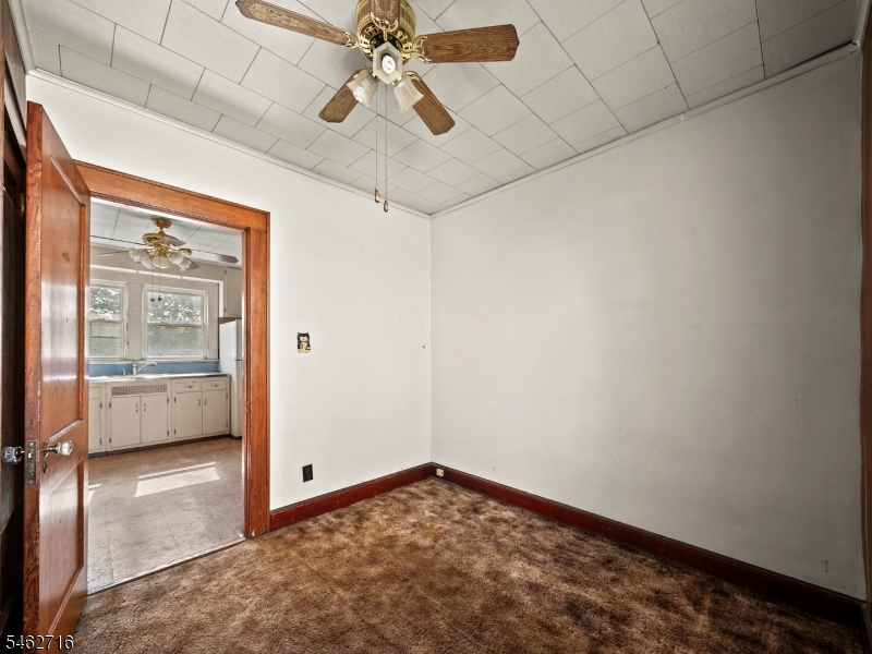 411 Hazel St Property Photo 14
