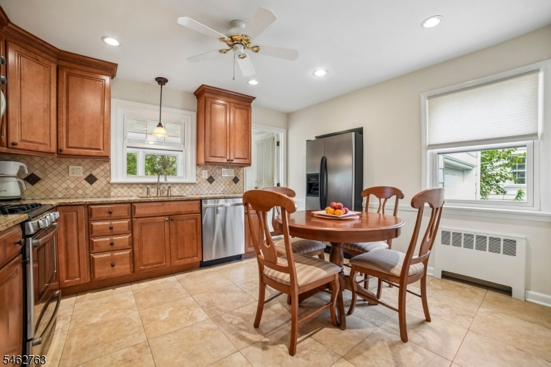 926 Steib Ter Property Photo 6