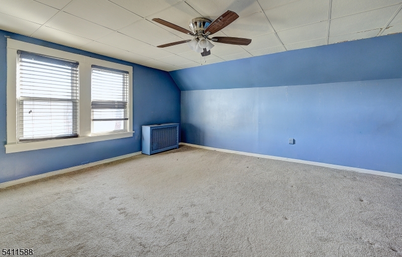 10 S Prospect St Property Photo 24
