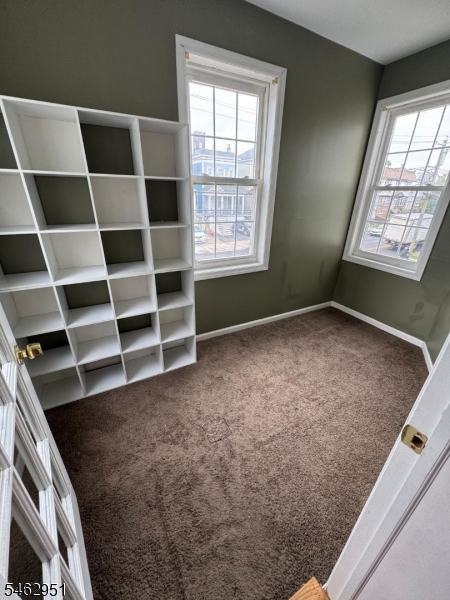 1083 Grove St Property Photo 12
