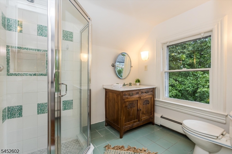 179 Montague Pl Property Photo 31