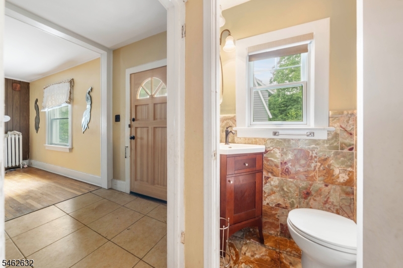 525 Page Ter Property Photo 18