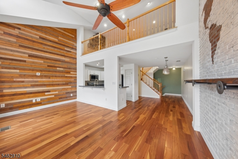 135 Riverwalk Way 135