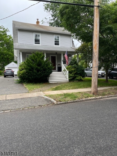 28 Summit Ave Property Photo 2