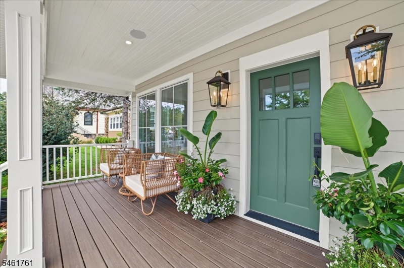 30 Peapack Rd Property Photo 3
