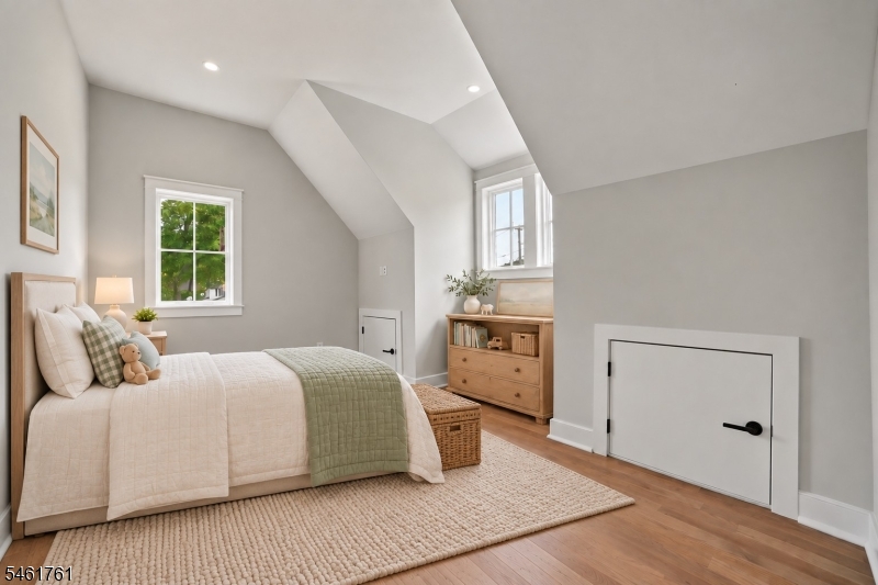 30 Peapack Rd Property Photo 19
