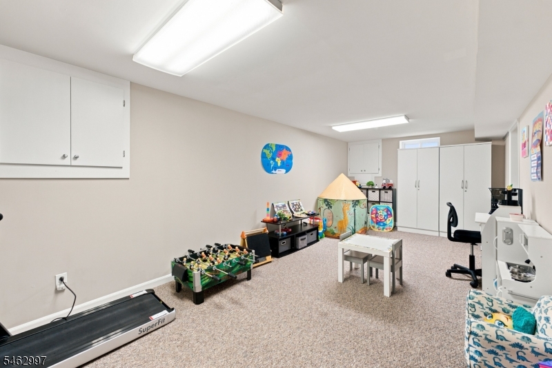 2697 Woodbridge Ave Property Photo 18