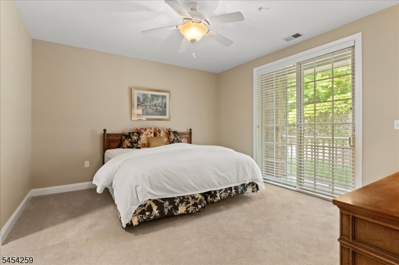 363 Victoria Drive 363 Property Photo 12