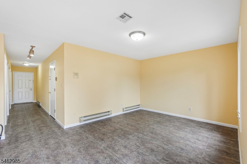 33 Aycrigg Ave Property Photo 37