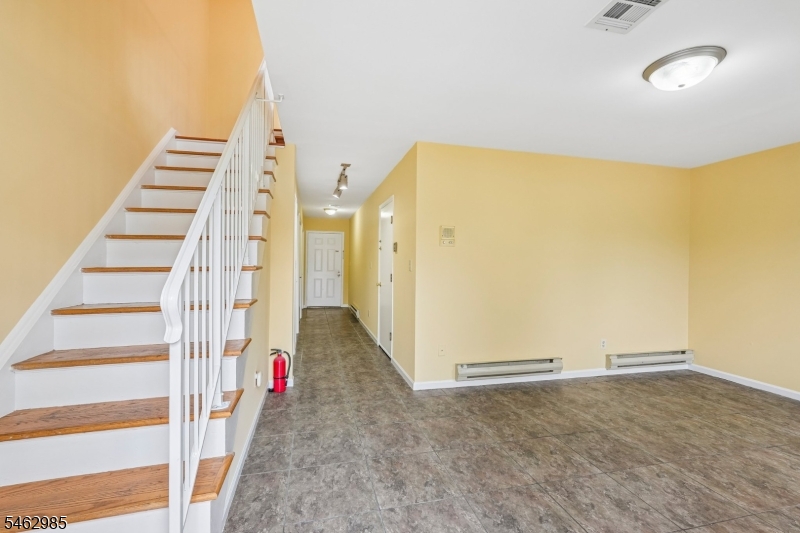 33 Aycrigg Ave Property Photo 38