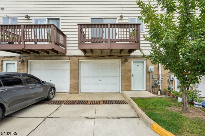 33 Aycrigg Ave Property Photo 45