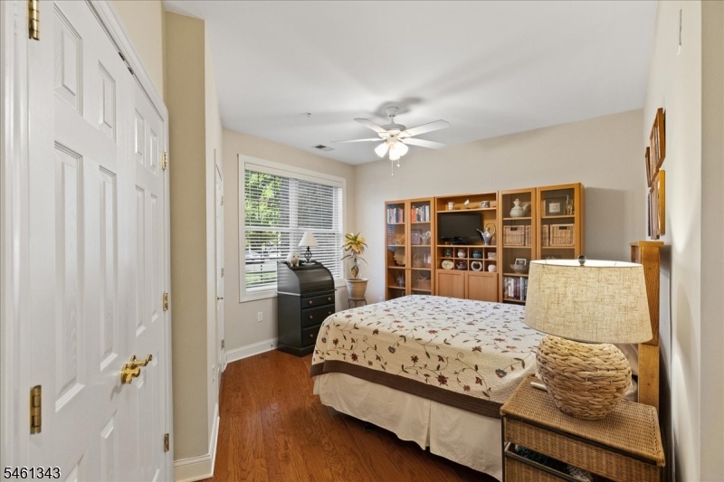 151 Victoria Dr 151 Property Photo 15