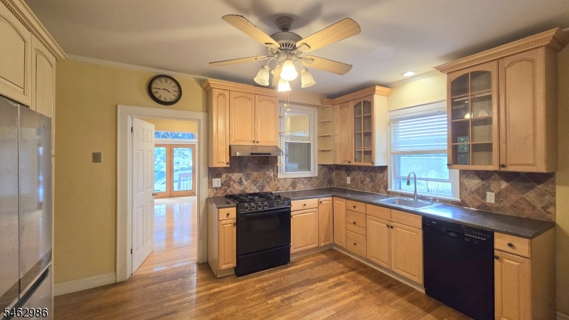 21 Gould Pl 1 Property Photo 2