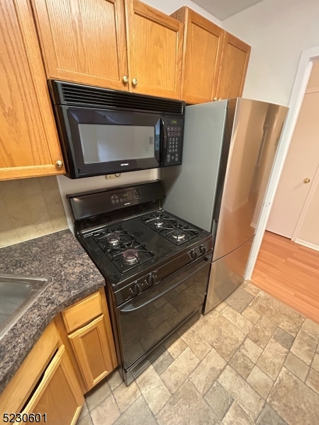 285 Aycrigg Ave 3d Property Photo 12