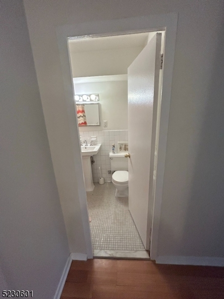 285 Aycrigg Ave 3d Property Photo 16
