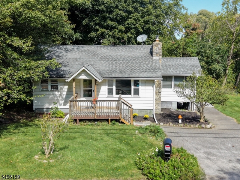 103 Breakneck Rd Property Photo 1