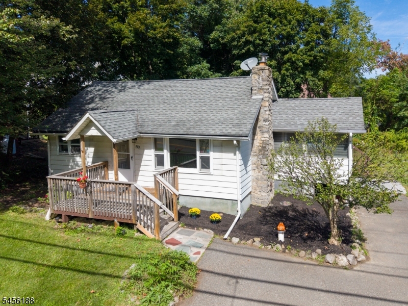 103 Breakneck Rd Property Photo 2