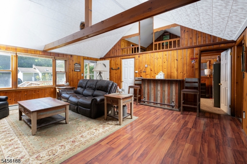 103 Breakneck Rd Property Photo 7