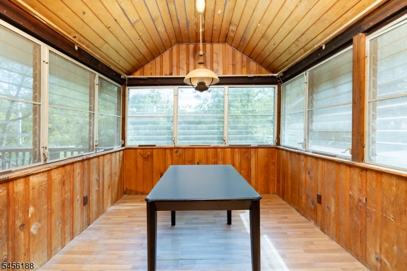 103 Breakneck Rd Property Photo 9