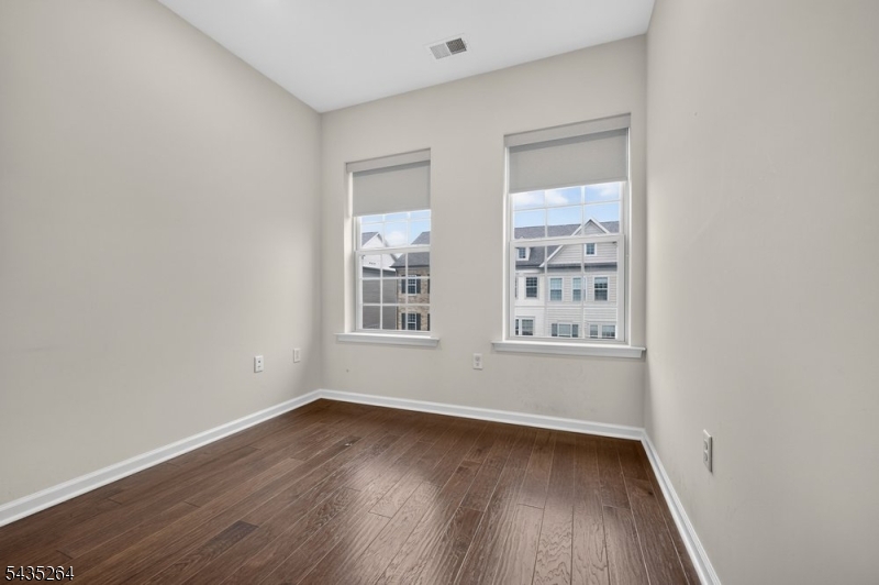 18 Cortland Ct Property Photo 27