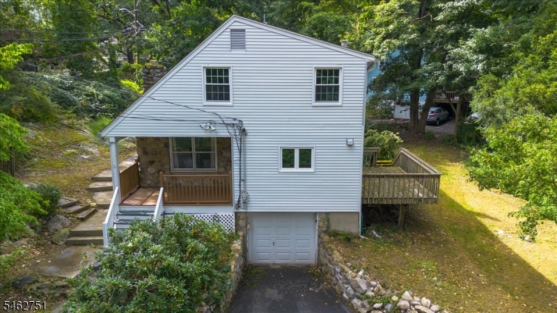 42 Fayson Lake Rd Property Photo 2