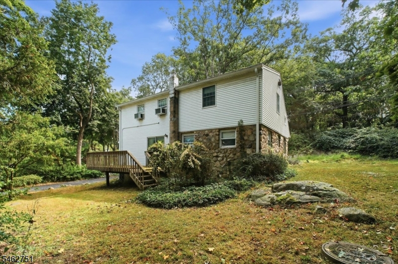 42 Fayson Lake Rd Property Photo 7