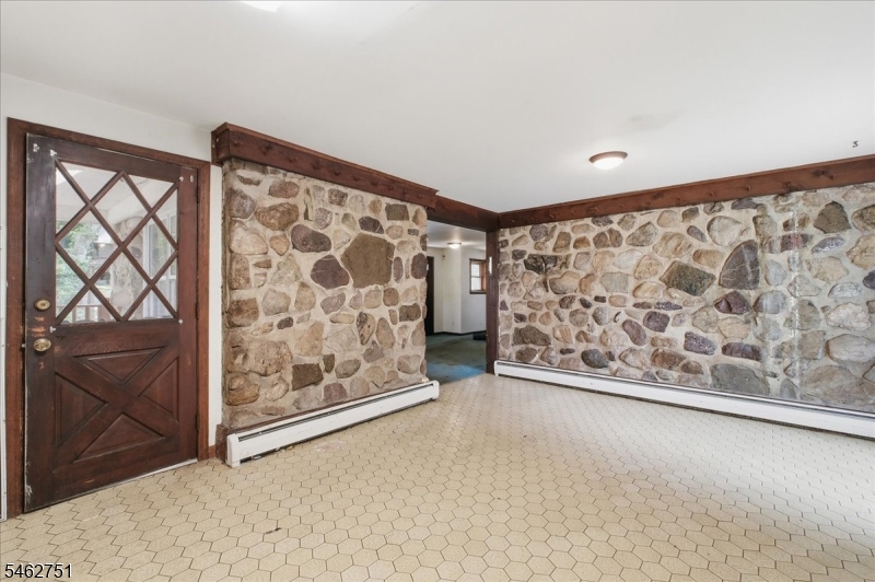 42 Fayson Lake Rd Property Photo 9