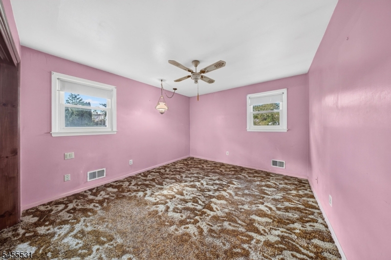 87 Lafayette St Property Photo 20
