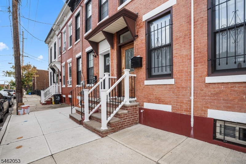 37 Emmet St 37 Property Photo 2