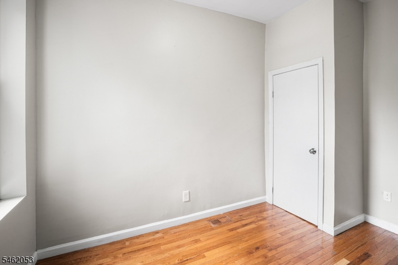 37 Emmet St 37 Property Photo 17