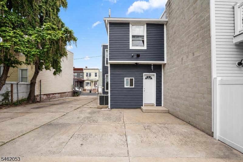 37 Emmet St 37 Property Photo 24