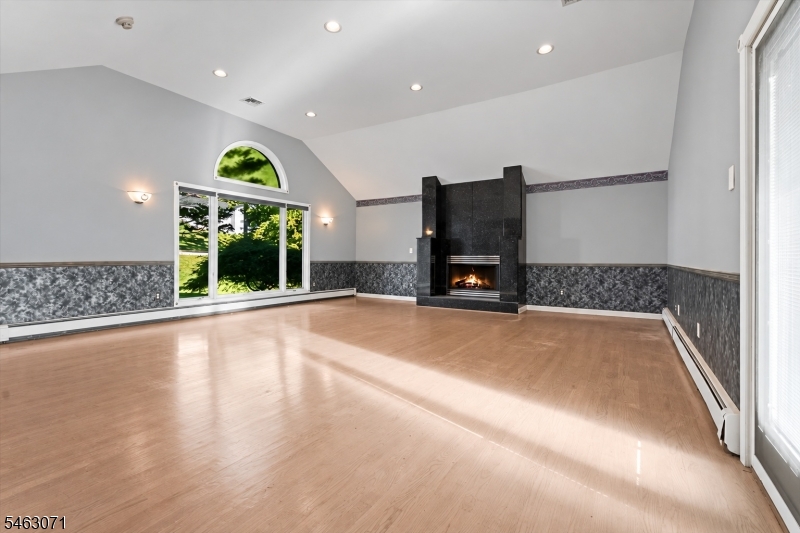 7 Banta Rd Property Photo 4