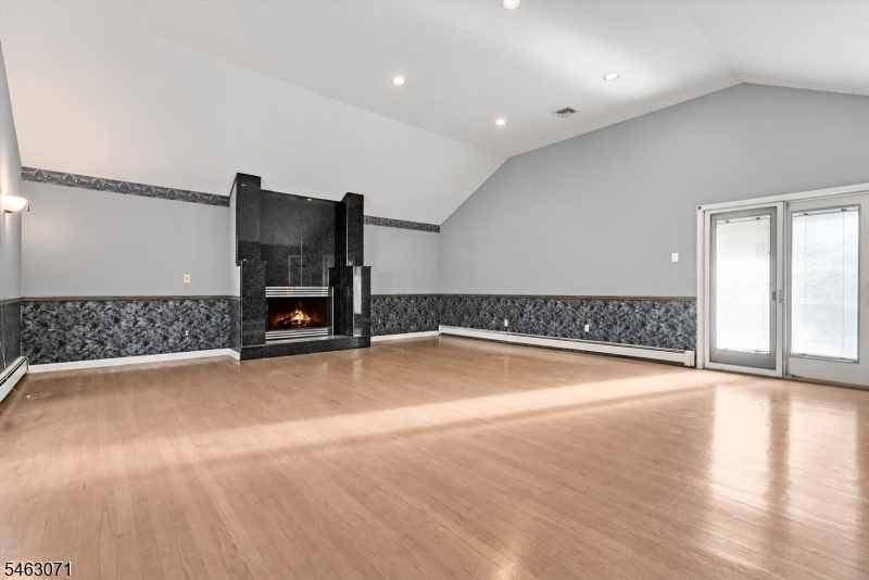 7 Banta Rd Property Photo 5