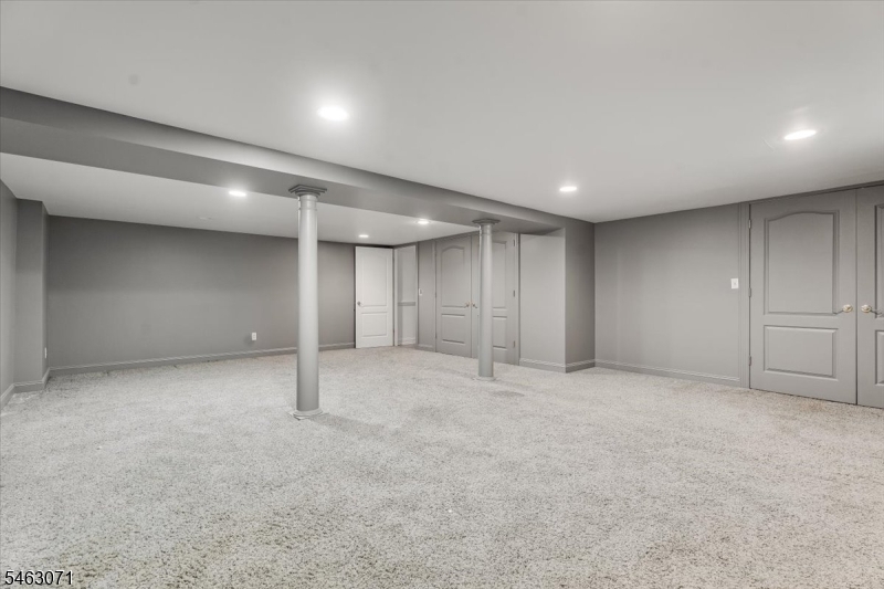 7 Banta Rd Property Photo 25