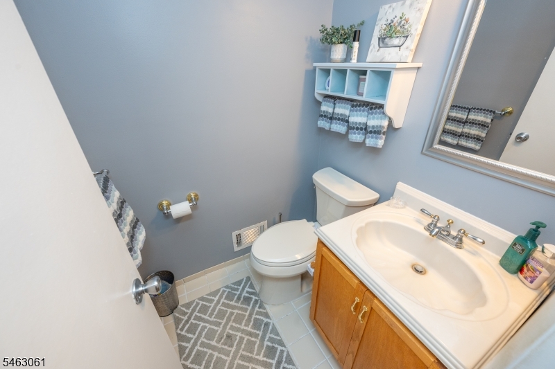 20132 Westview Property Photo 12