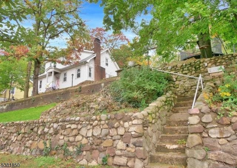 218 Brown Ave 2 Property Photo 1