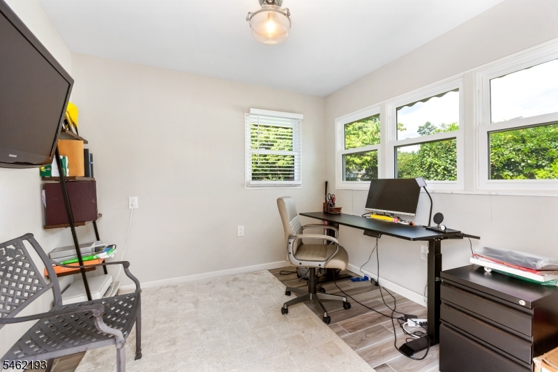 604 Spruce Ave Property Photo 10