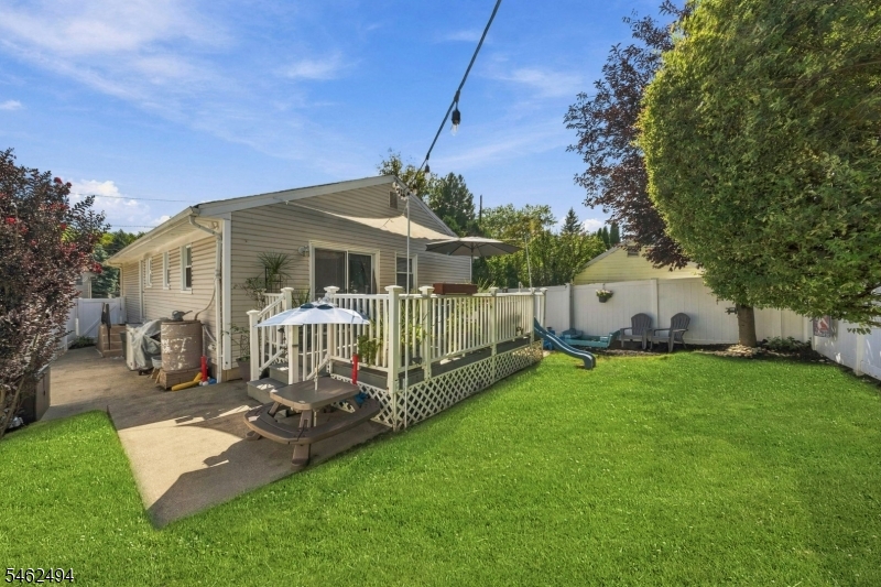 1446 Lambert St Property Photo 26