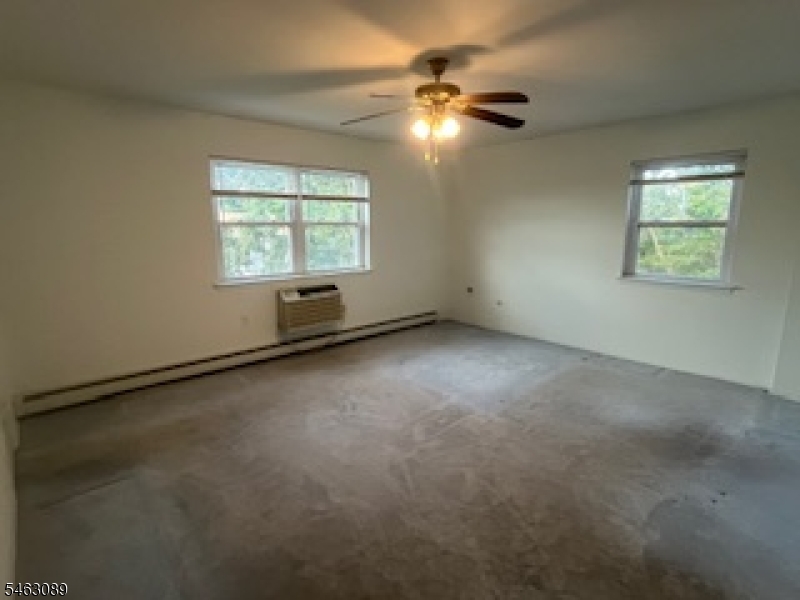 406 Cranbury Rd Apt 3 3 Property Photo 8