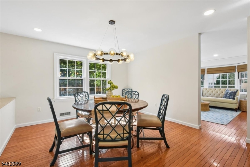 360 Long Hill Dr Property Photo 11