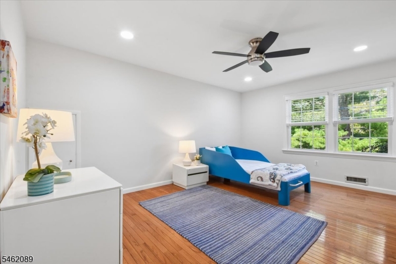 360 Long Hill Dr Property Photo 26