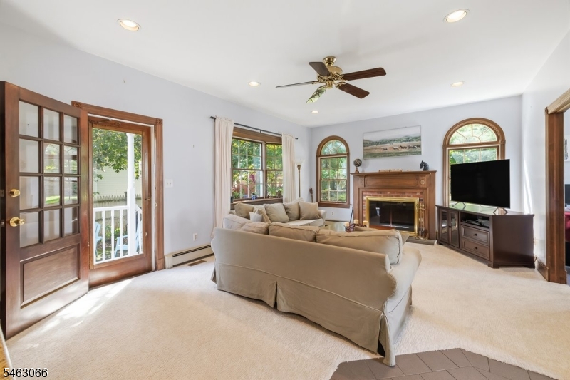 66 Hillside Ave Property Photo 14