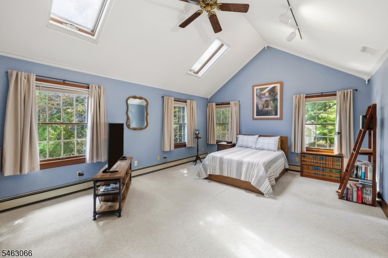 66 Hillside Ave Property Photo 23