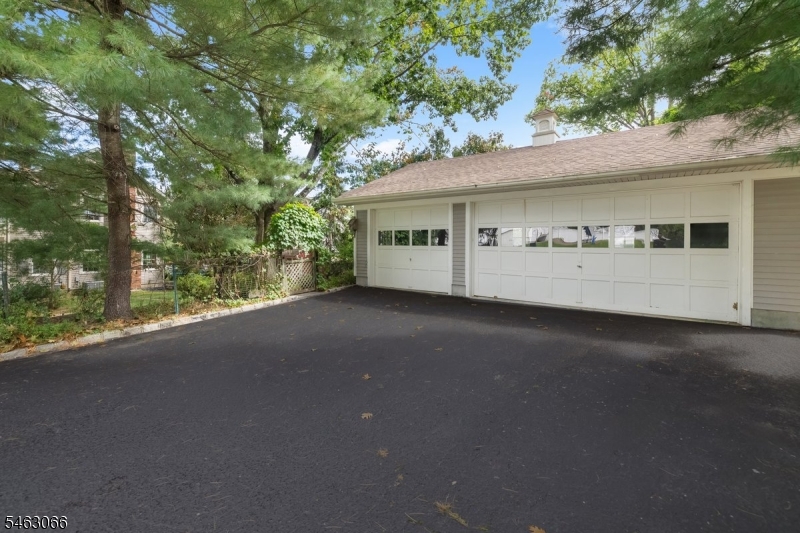 66 Hillside Ave Property Photo 32