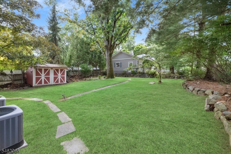 66 Hillside Ave Property Photo 34