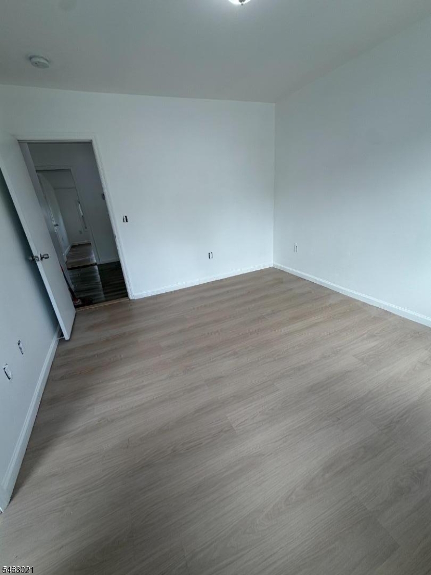 48 Entwistle Ave 2 Property Photo 9