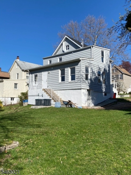 48 Entwistle Ave 2 Property Photo 16