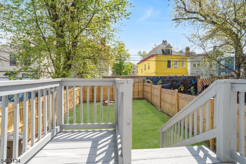 142 Steuben Property Photo 13